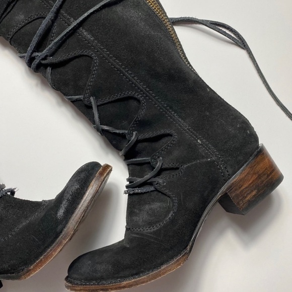 FREEBIRD WAGON TALL BLACK SUEDE BOOTS sz 7 - Picture 2 of 12